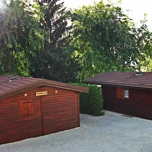 Camping Routes Du Monde Atc Du - Annecy, Veyrier-du-Lac
